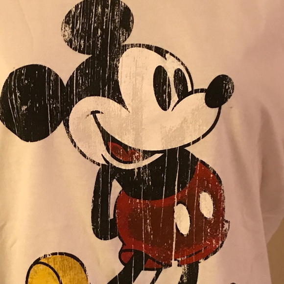 Authentic Walt Disney World graphic tee (NWOT) - Picture 2 of 6
